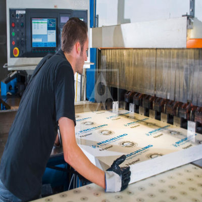 Cutting service